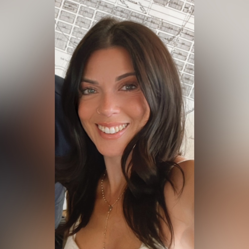 Meet your Posher, Christina